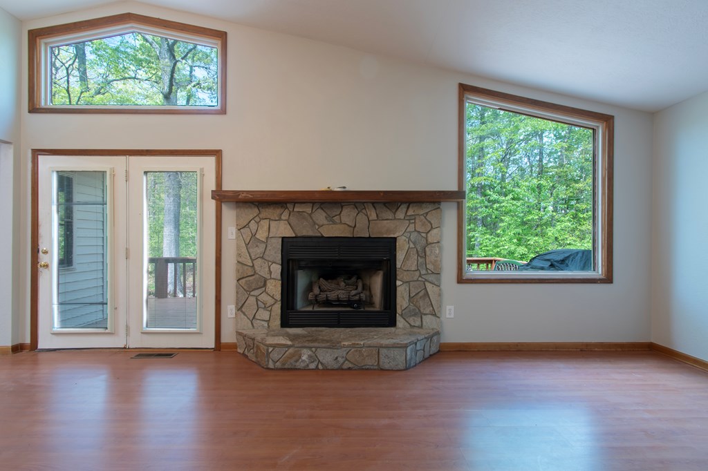 415383 Murphy Residential