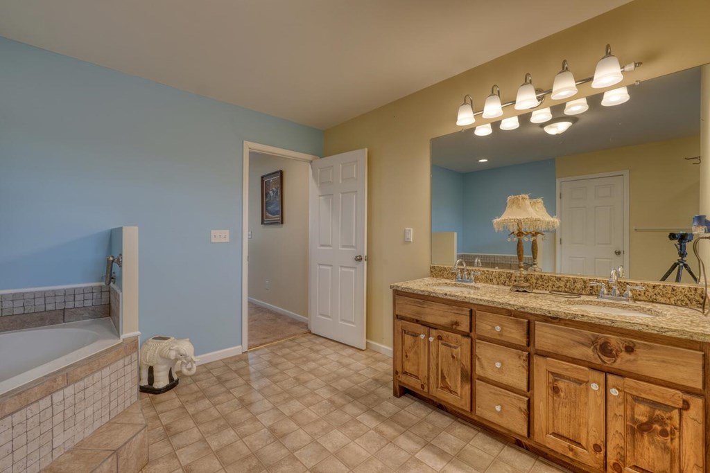415388 Ellijay Residential