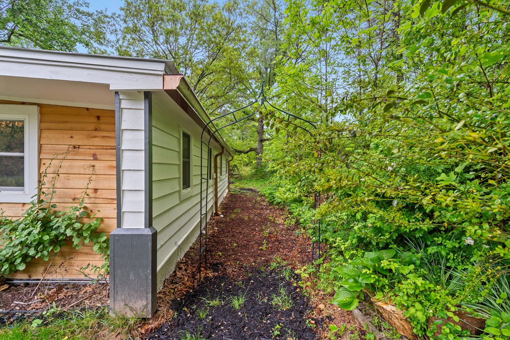 415400 Blairsville Residential