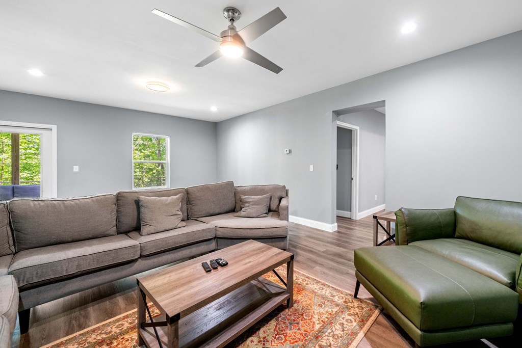 415409 Dawsonville Residential