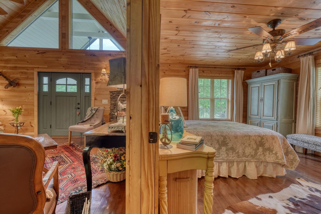 415410 Hayesville Residential