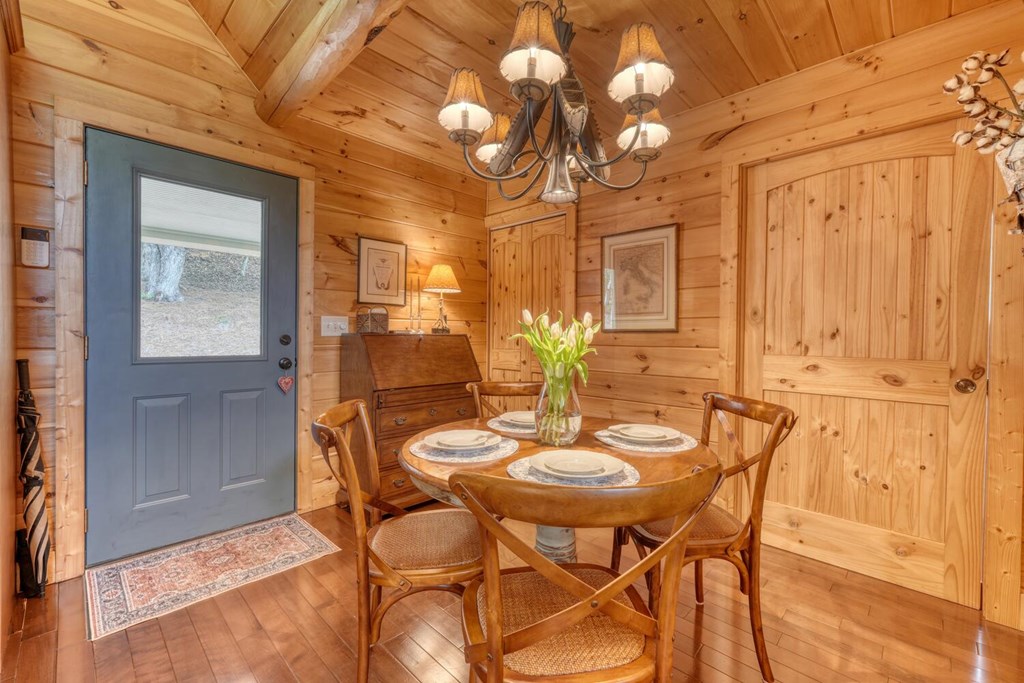 415410 Hayesville Residential
