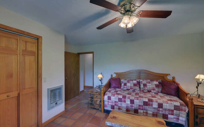 415420 Hiawassee Residential