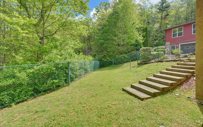 415420 Hiawassee Residential