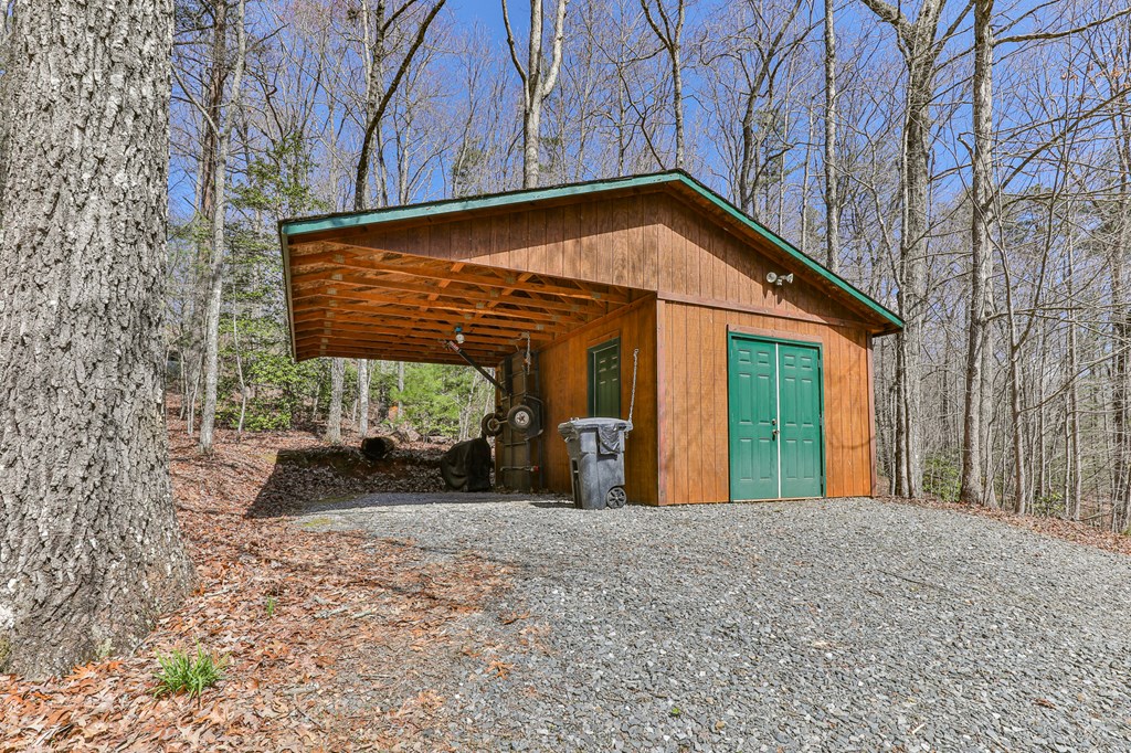 415422 Blue Ridge Residential