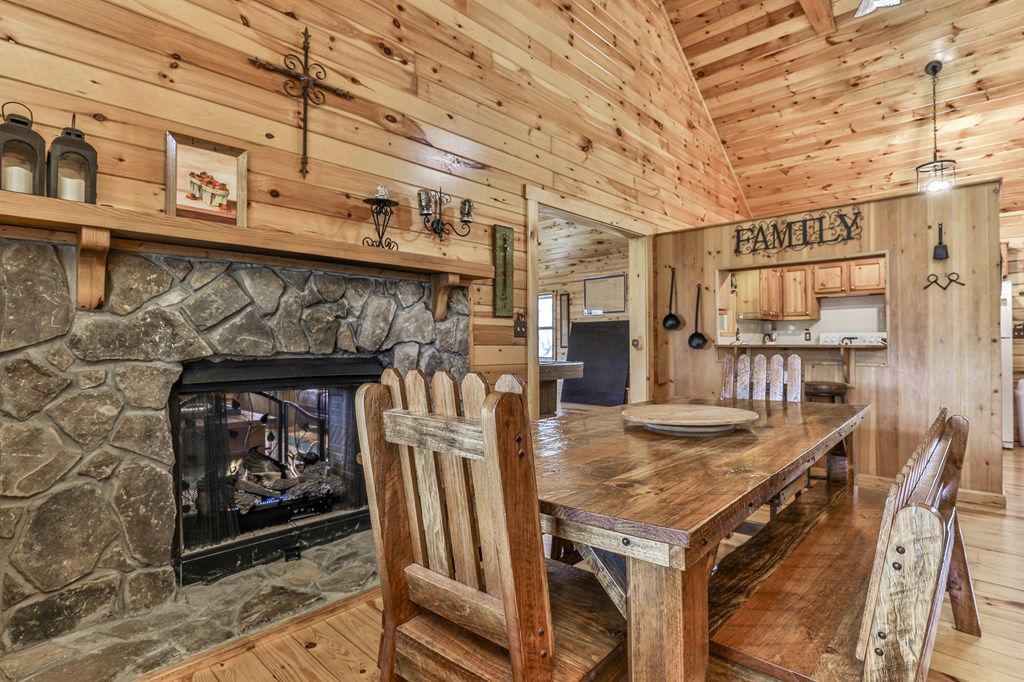 415422 Blue Ridge Residential