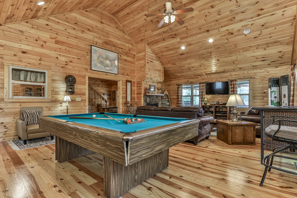 415422 Blue Ridge Residential