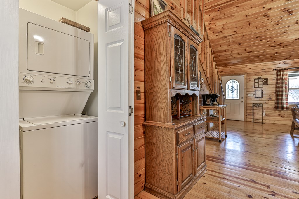 415422 Blue Ridge Residential