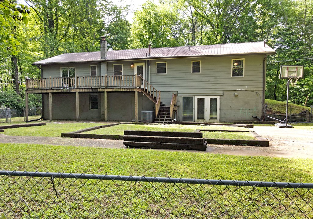 415423 East Ellijay Residential