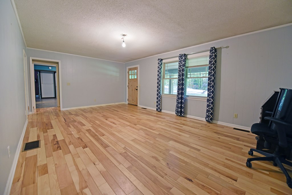 415423 East Ellijay Residential