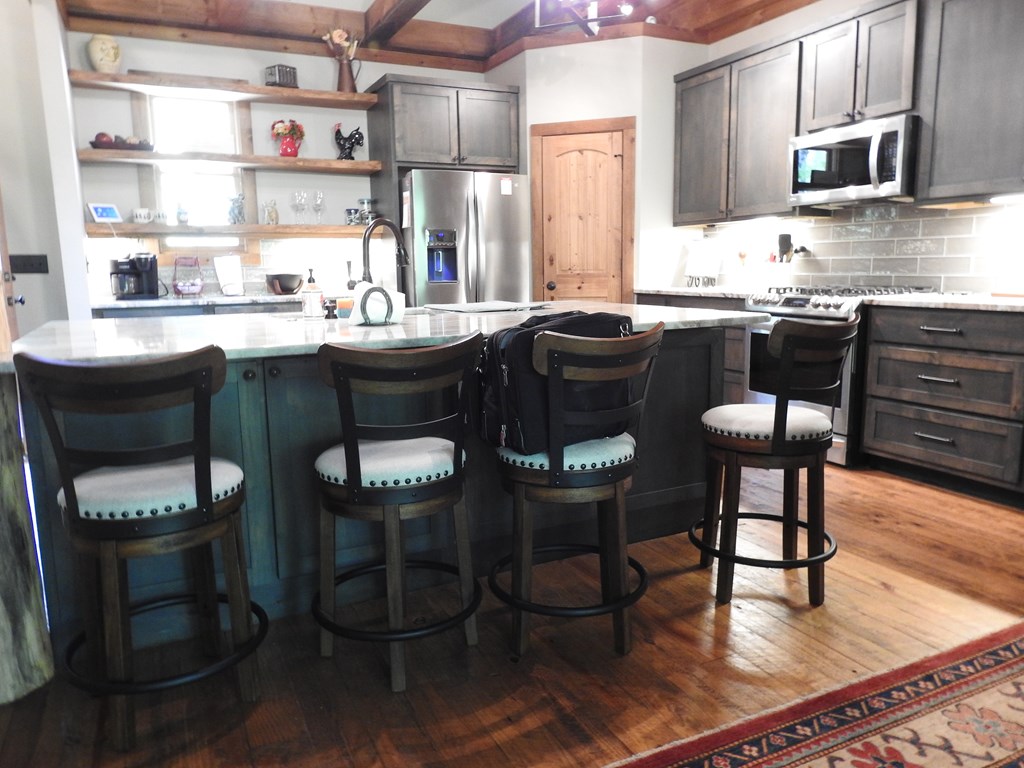 415427 Morganton Residential