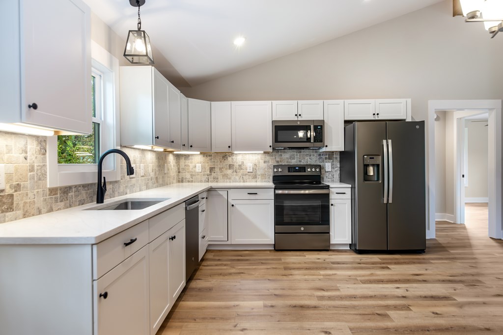 415430 Fairmont Residential