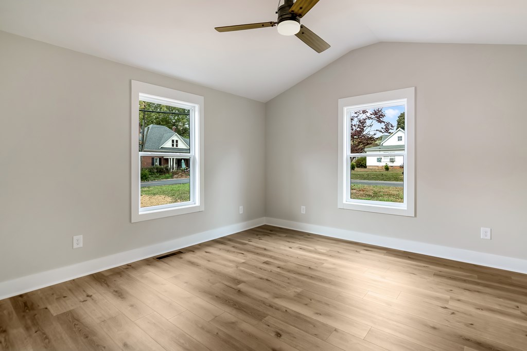 415430 Fairmont Residential