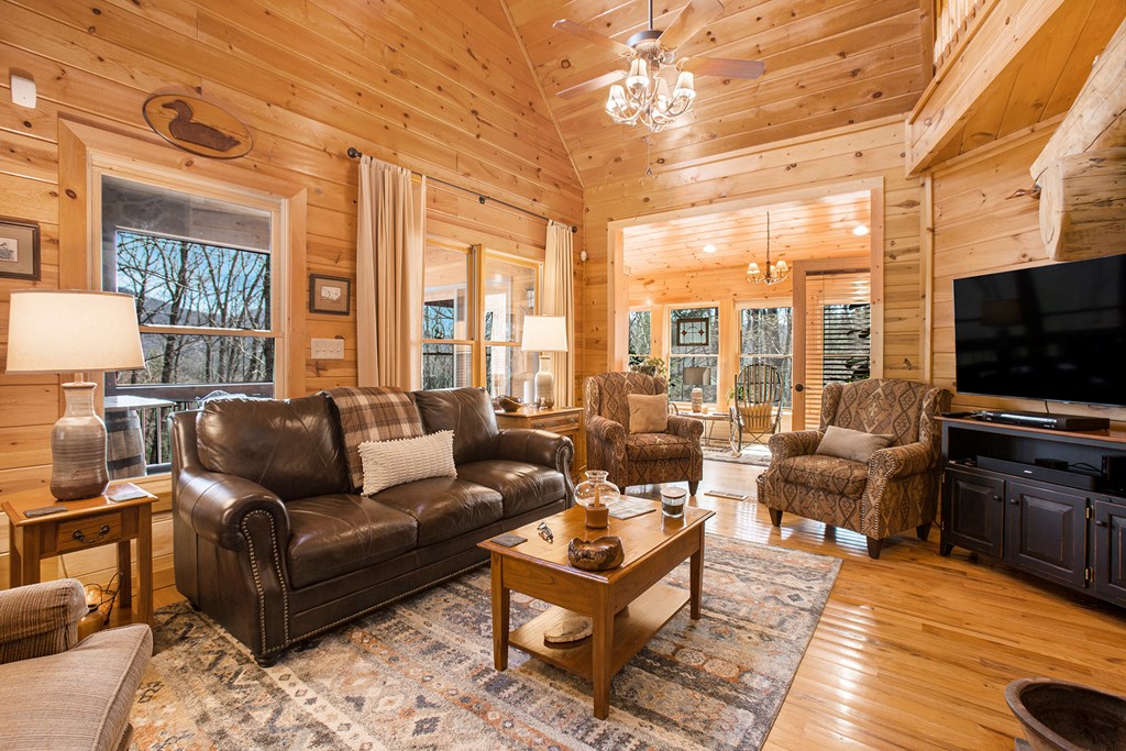 415461 Morganton Residential