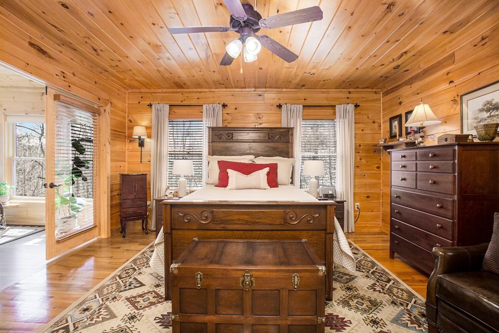 415461 Morganton Residential