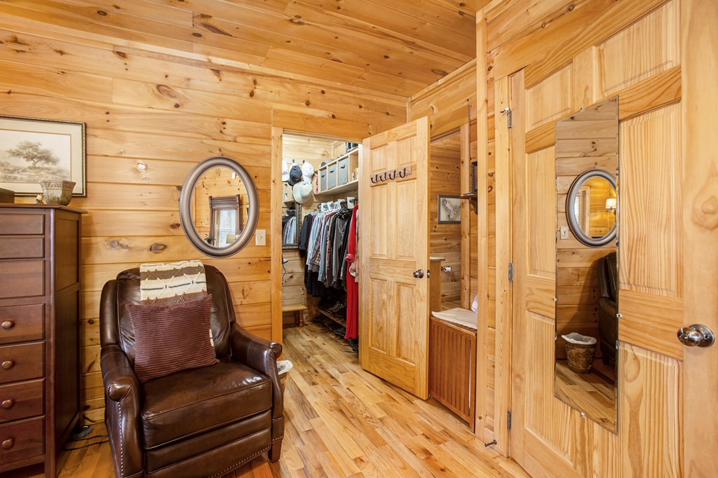 415461 Morganton Residential