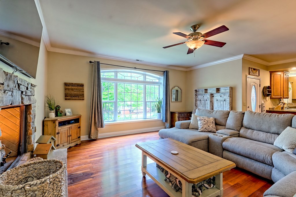 415462 Young Harris Residential