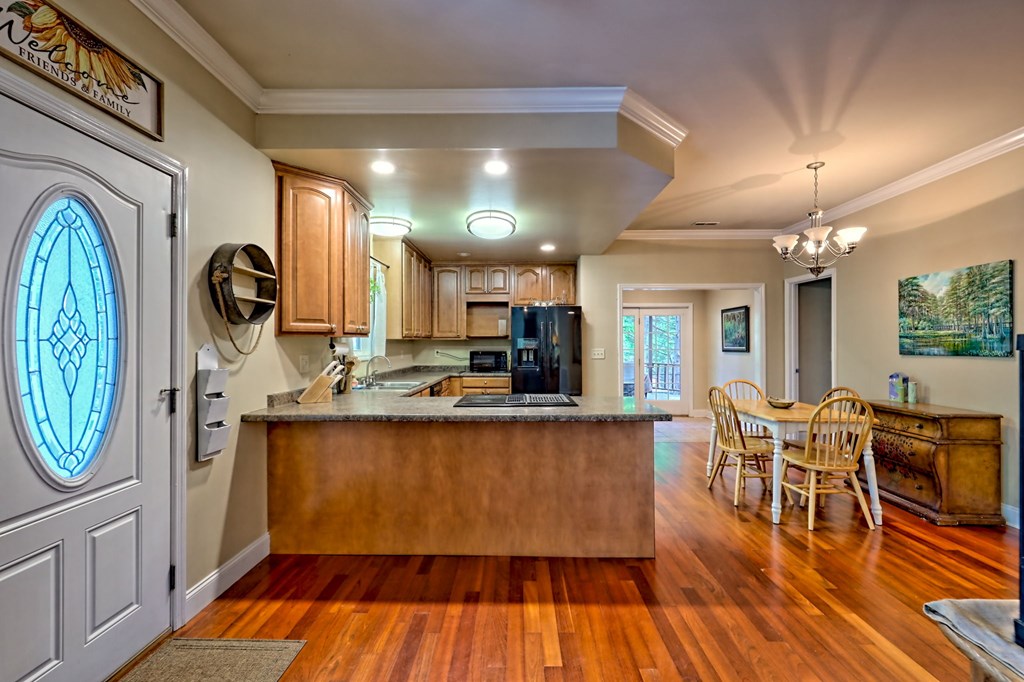 415462 Young Harris Residential