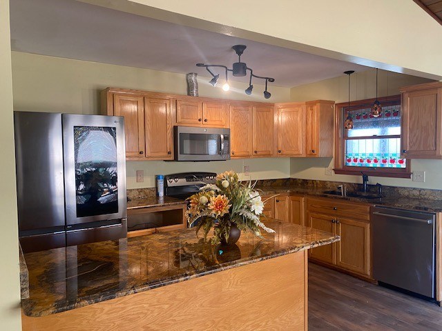 415476 Andrews Residential