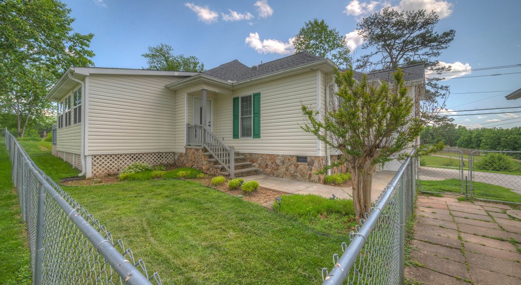 415496 Murphy Residential