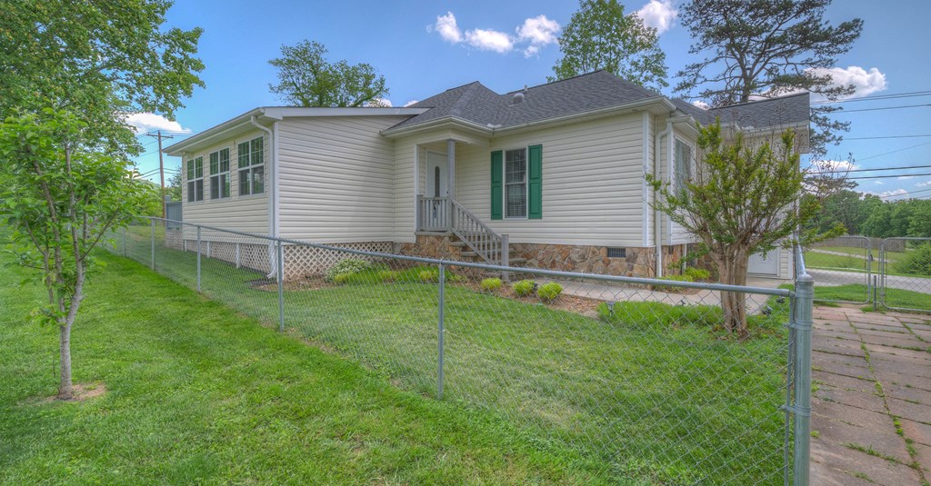 415496 Murphy Residential
