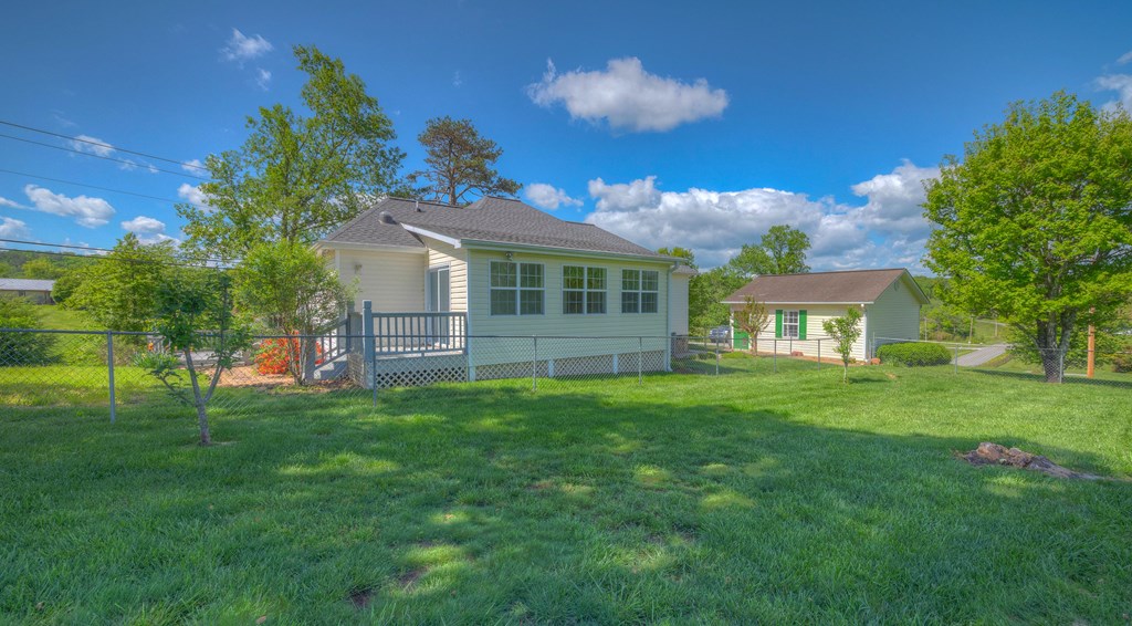415496 Murphy Residential