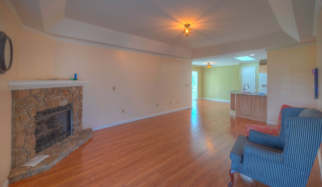 415496 Murphy Residential