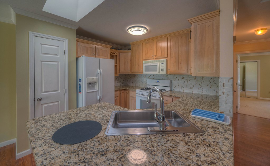 415496 Murphy Residential