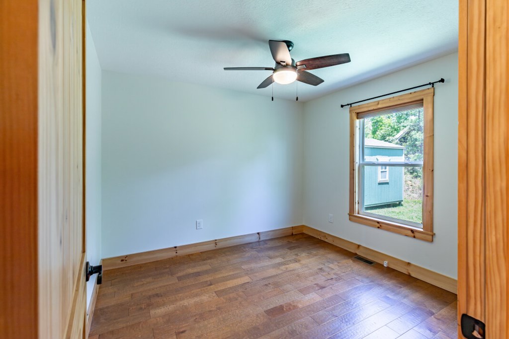 415512 Blairsville Residential