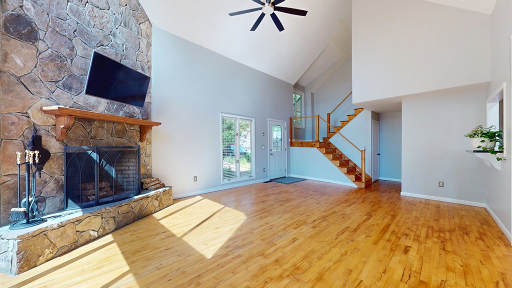 415528 Murphy Residential
