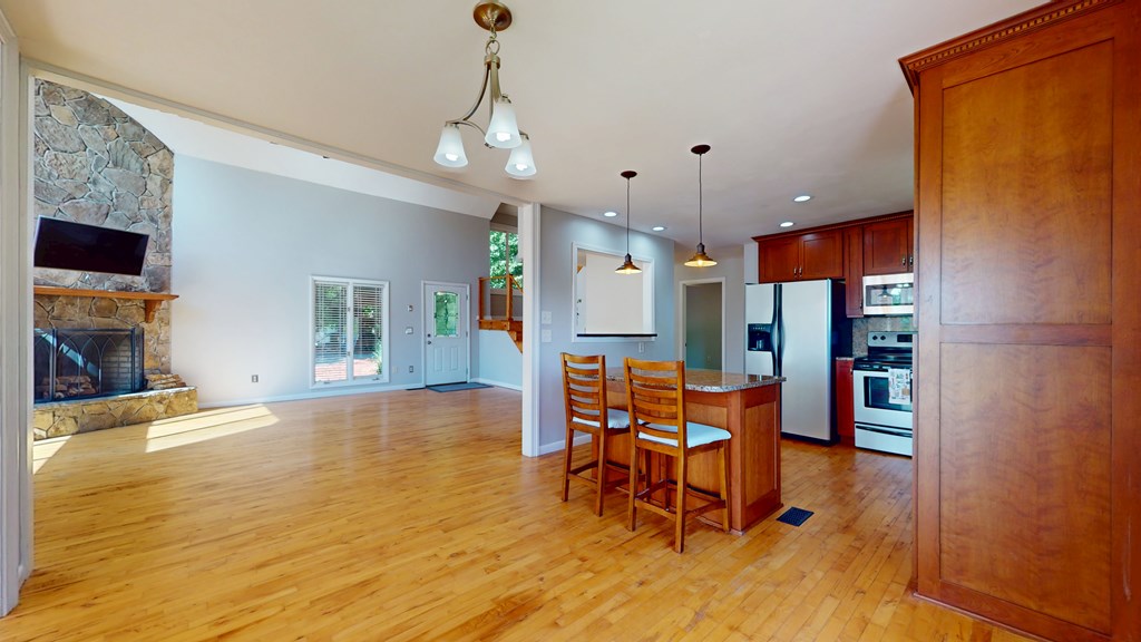 415528 Murphy Residential