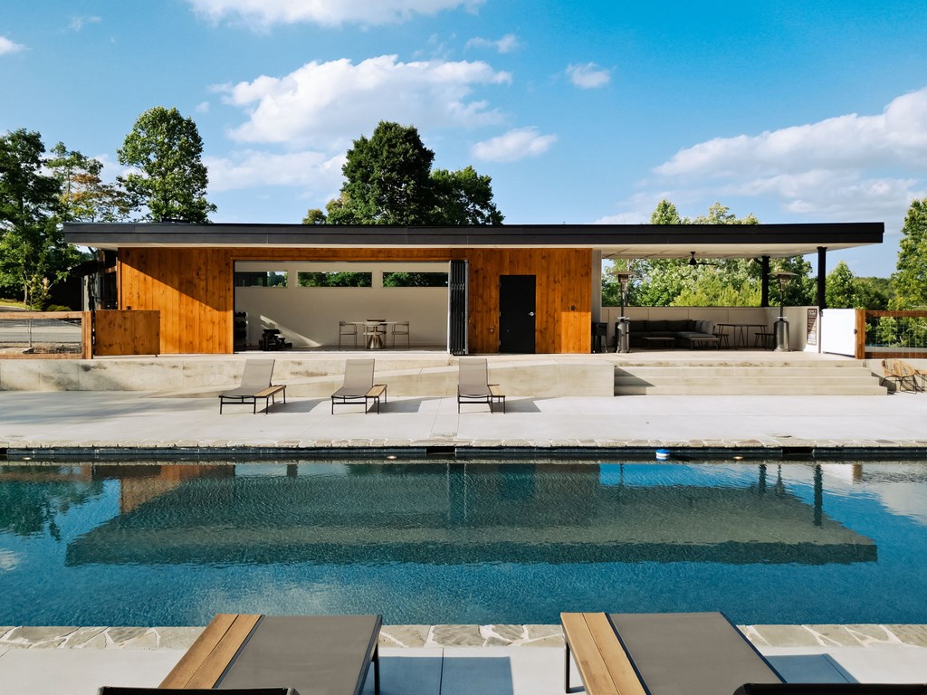 415537 Young Harris Residential
