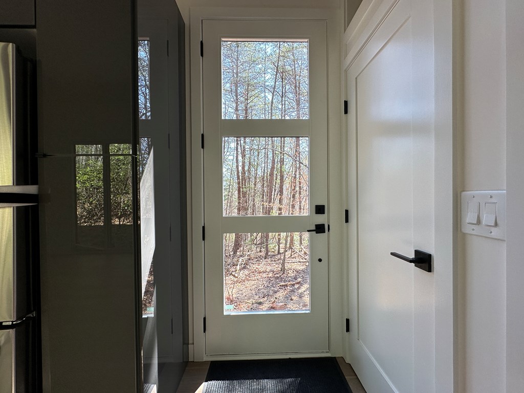 415537 Young Harris Residential