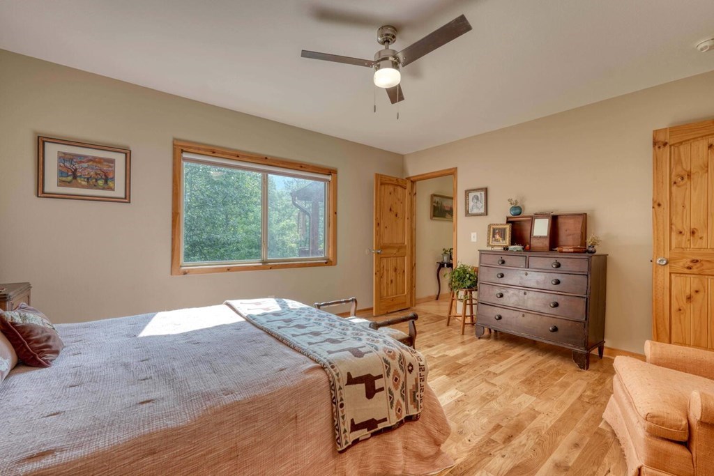 415549 Hayesville Residential