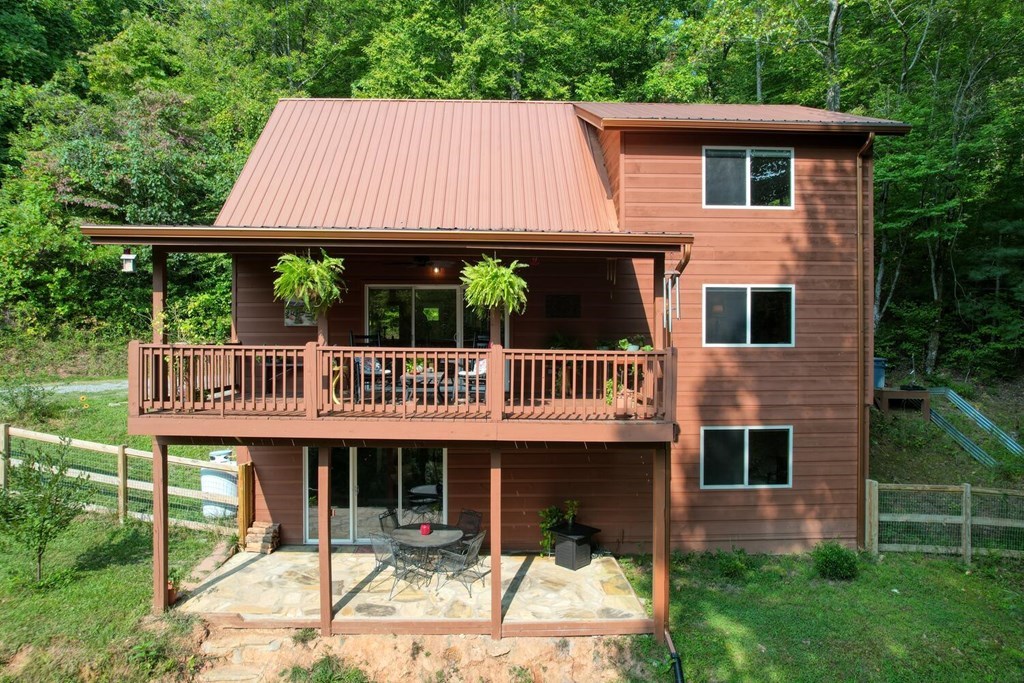 415549 Hayesville Residential