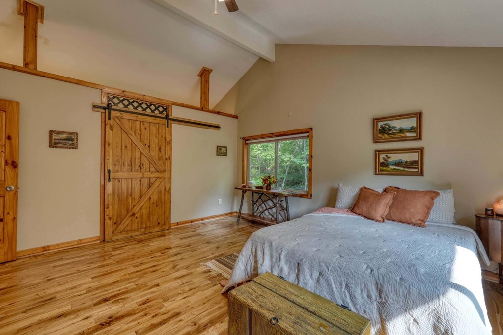 415549 Hayesville Residential