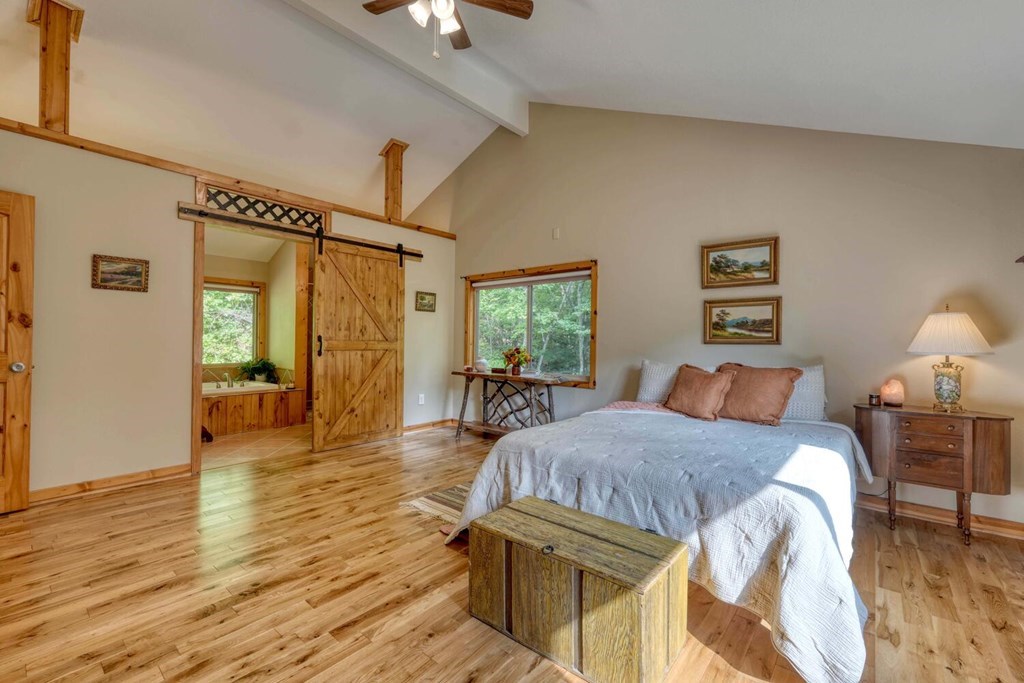 415549 Hayesville Residential