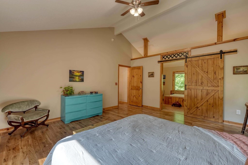 415549 Hayesville Residential