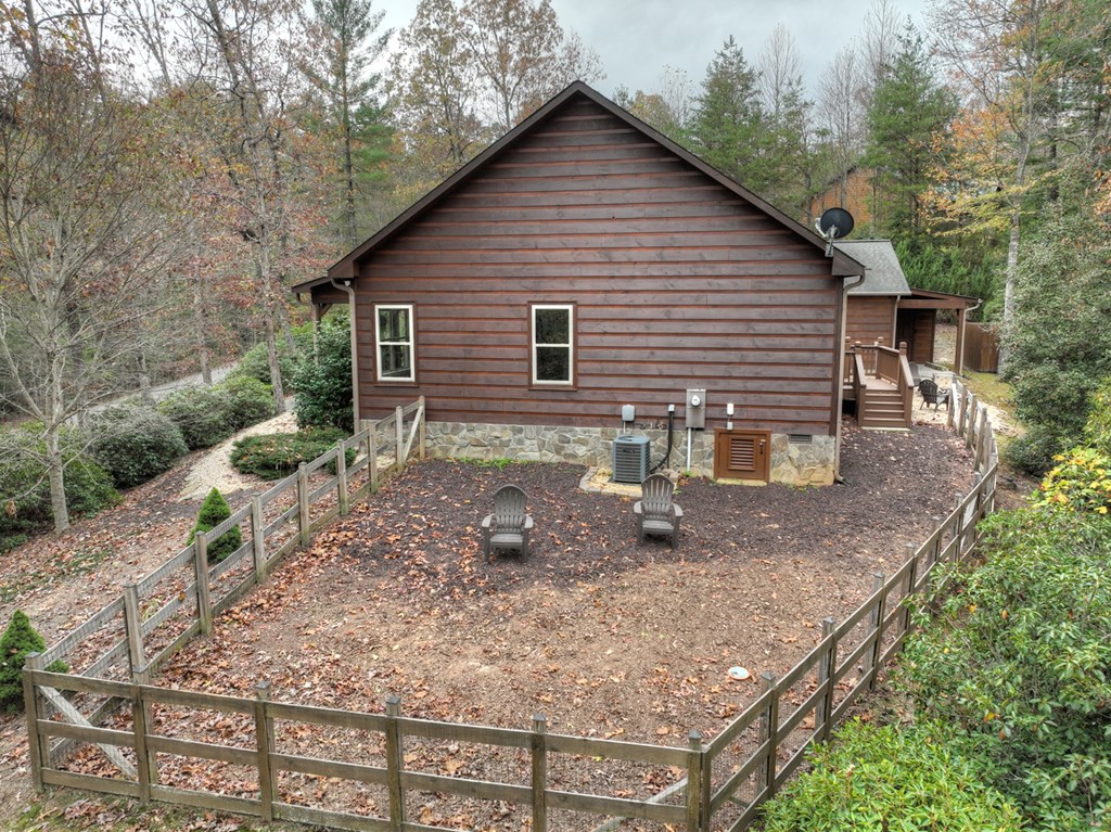 415556 Morganton Residential