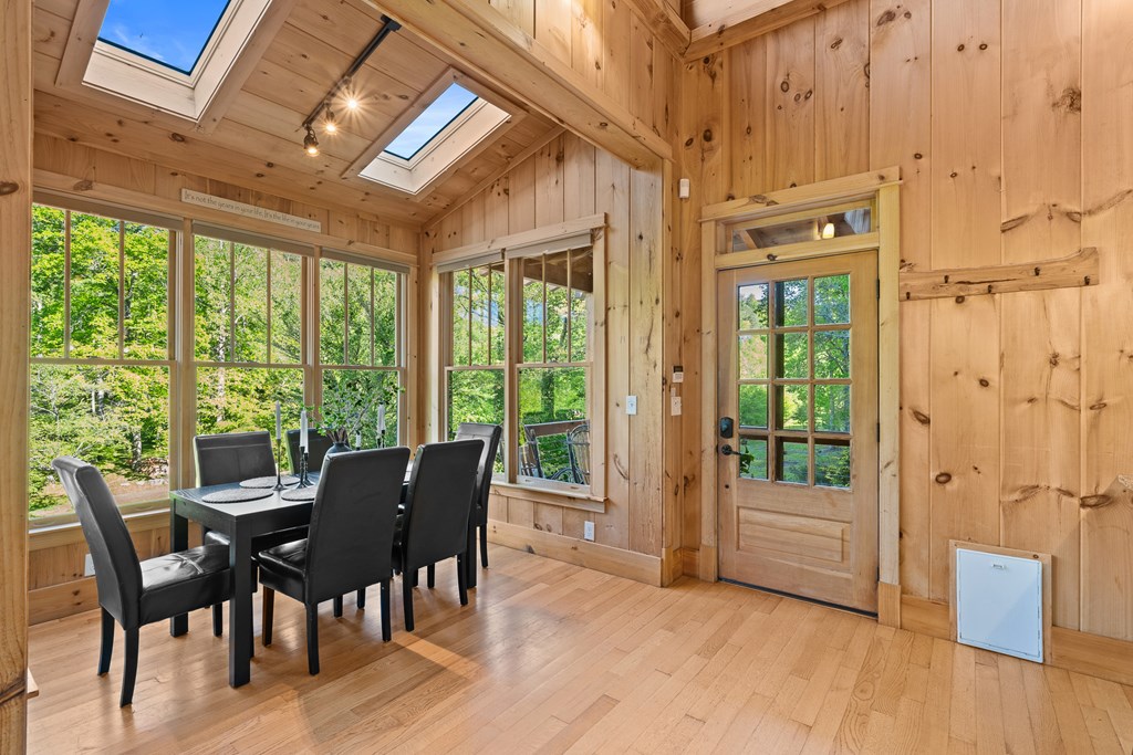 415561 Blue Ridge Residential