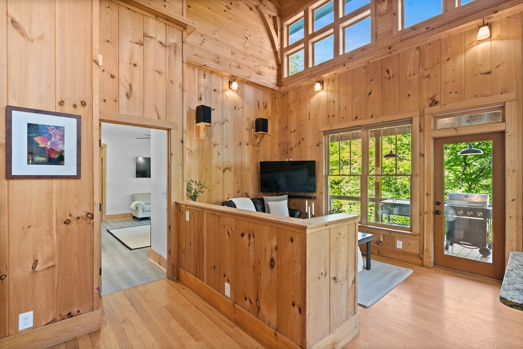 415561 Blue Ridge Residential