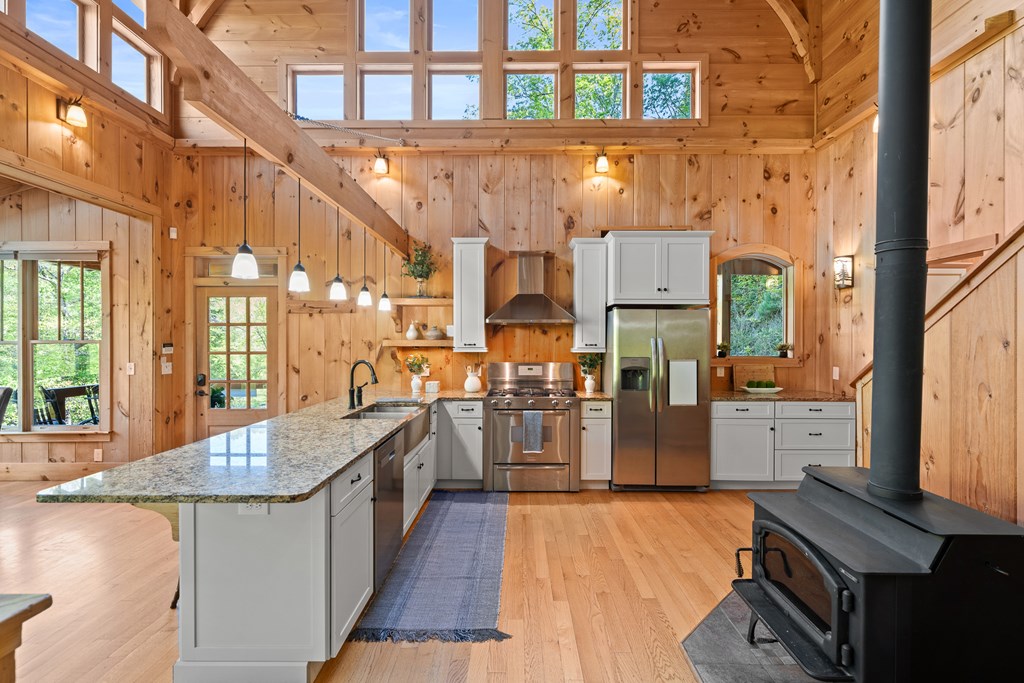 415561 Blue Ridge Residential