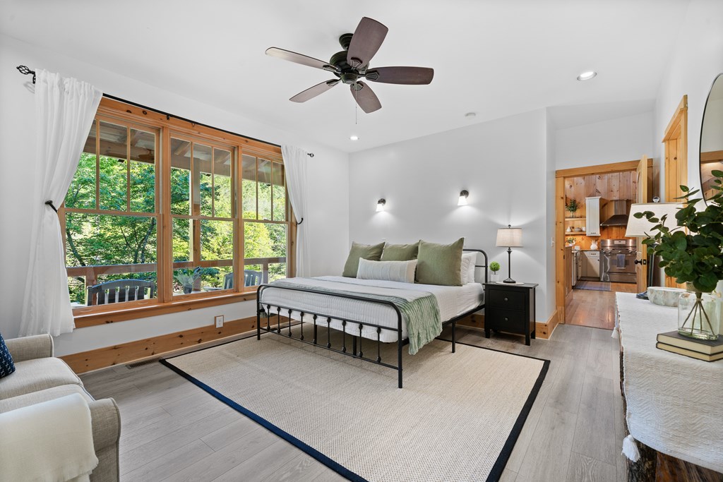 415561 Blue Ridge Residential
