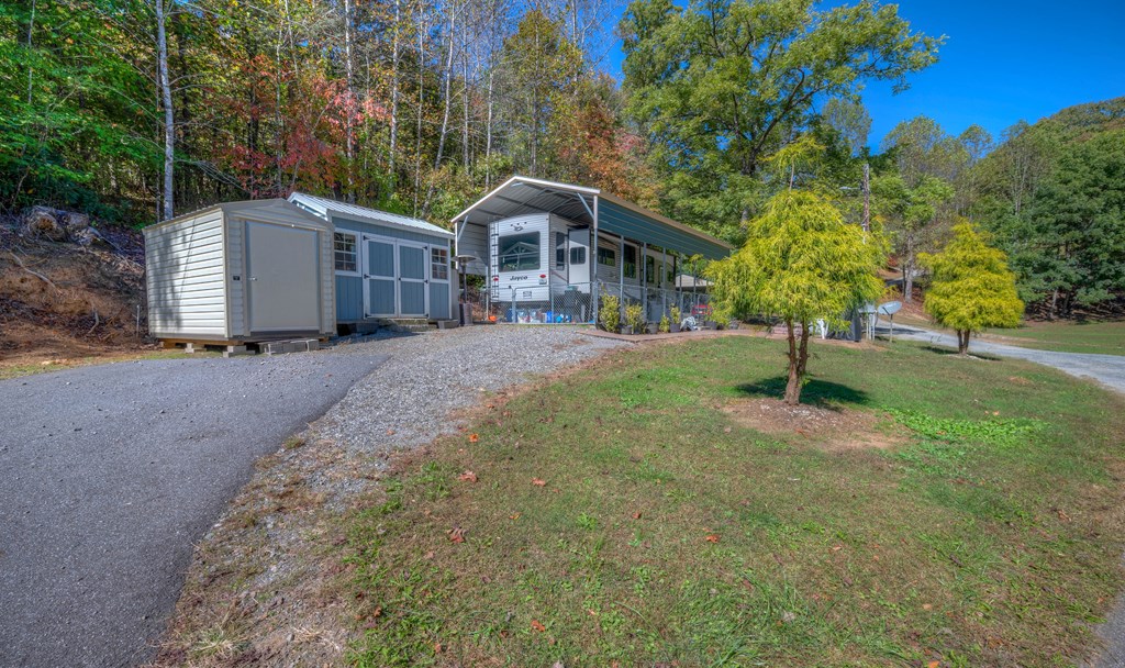 415566 Murphy Residential