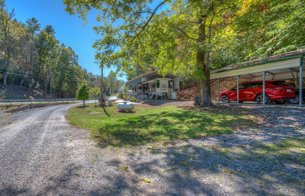 415566 Murphy Residential