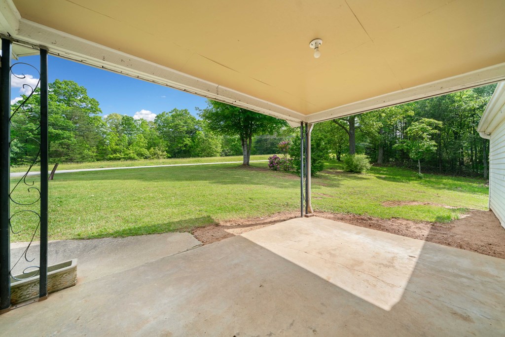 415587 Blairsville Residential