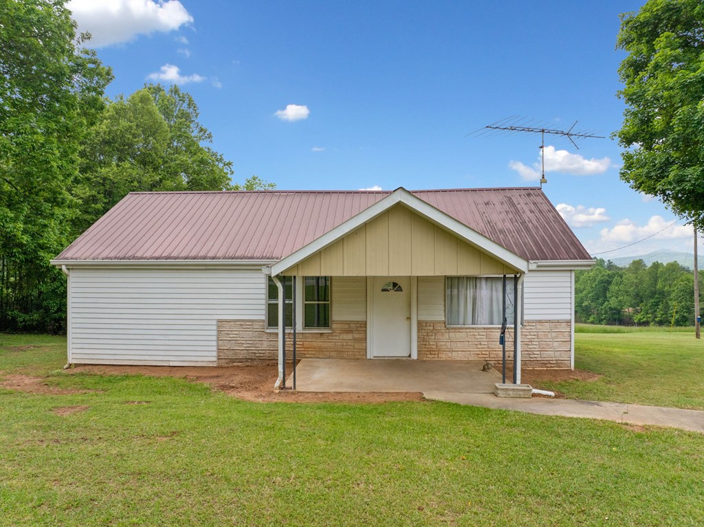 415587 Blairsville Residential