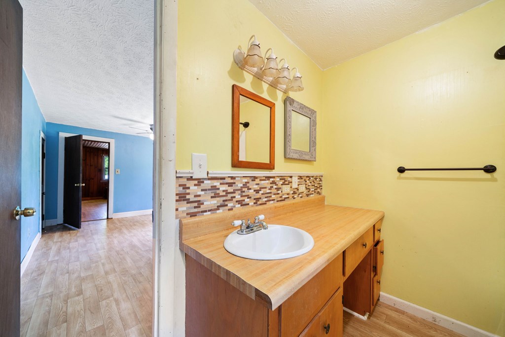 415587 Blairsville Residential