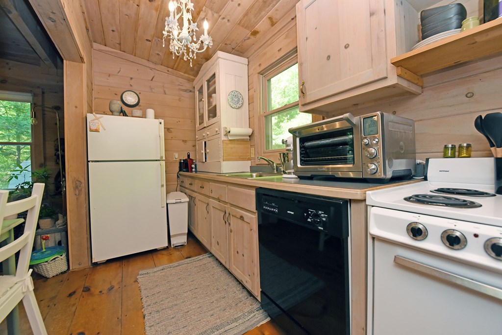 415589 Ellijay Residential