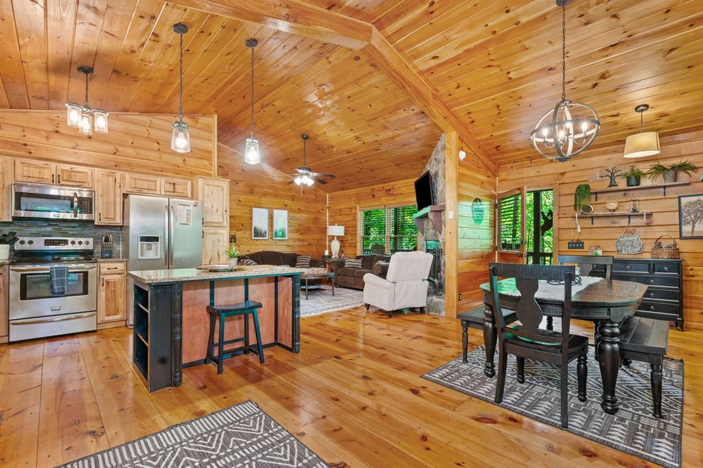 415590 Cherry Log Residential